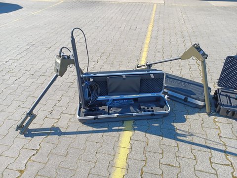 Modernste Flächensondensysteme z.Bsp. des Herstellers Sensys (Geomagnetik, Elektromagnetik, Georadar)